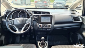 Honda Jazz IV Mikrovan Facelifting 1.5 i-VTEC 130KM 2018 Honda Jazz 1.5 BENZ manual 131KM Navi czujniki 100 bezwypadek 1.5 Benzyna, zdjęcie 3