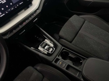Skoda Octavia IV Liftback 1.5 TSI EVO 150KM 2024 Skoda Octavia Ambition Podgrzewana szyba Kamera cofania CarPlayAndroid, zdjęcie 22