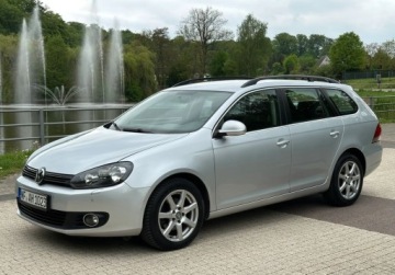 Volkswagen Golf VI Variant 1.6 TDI-CR DPF BlueMotion 105KM 2011 Volkswagen Golf 1.6 TDI, Bezwypadkowy NOWE SPRZEGLO 1.6 Diesel 105KM, zdjęcie 19