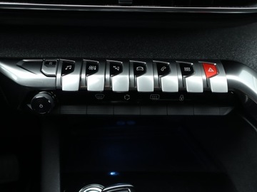 Peugeot 5008 II Crossover 1.6 THP 165KM 2017 Peugeot 5008 1.6 THP, Salon Polska, Serwis ASO, zdjęcie 14