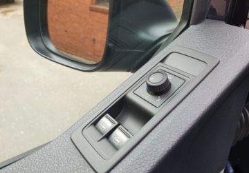 Volkswagen Caravelle T6 Transporter 2.0 TDI 150KM 2017 Volkswagen Transporter 9-osobowy Serwis GetHelp 2.0 Diesel 150KM, zdjęcie 19