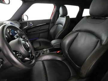 Mini Countryman F60 Crossover 1.5 Plug-in Hybrid 224KM 2018 Mini Countryman Cooper S ALL4 PHEV Chili Panorama, zdjęcie 12