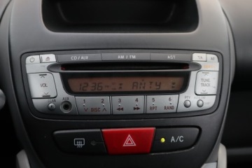 Toyota Aygo I Hatchback 3d 1.0 VVT-i 68KM 2006 Toyota Aygo 1.0 VVT-i, Klima, zdjęcie 12