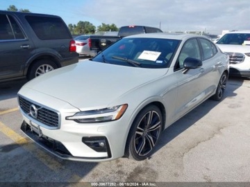Volvo 2019 Volvo S60 Volvo S60 T5 FWD R-Design 2.0 Benzyna 258KM, zdjęcie 2
