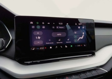 Skoda Octavia IV Liftback 1.5 TSI EVO 150KM 2024 Skoda Octavia 1.5TSI M-HEV 150KM Selection SalonPL ASO Virtual Matrix Kess, zdjęcie 32