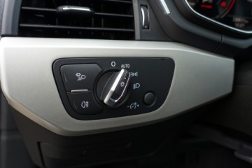 Audi A4 B9 Limousine Facelifting 2.0 40 TDI 204KM 2023 Audi A4 Limousine Hak Tempomat Virtual Kamera asyst. swiatel drogowych, zdjęcie 17