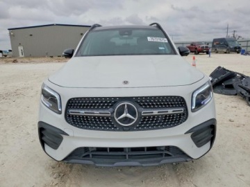 Mercedes GLB 2023 Mercedes-Benz GLB 250 2023 2.0 Benzyna 221KM, zdjęcie 5