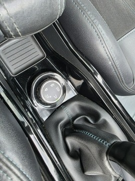 Peugeot 2008 I SUV Facelifting 1.2 PureTech 110KM 2017 Peugeot 2008 bezwypadkowy *CROSSWAY* panorama* NOW, zdjęcie 19