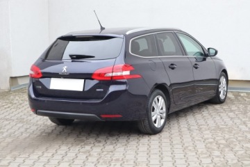 Peugeot 308 II SW 1.6 BlueHDi 120KM 2015 Peugeot 308 1.6 BlueHDi, Navi, Klima, Klimatronic, zdjęcie 4