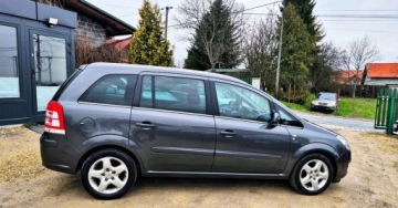 Opel Zafira B 1.8 ECOTEC 140KM 2010 Opel Zafira BENZYNA klima 7 FOTELI super okazja POLECAMY LIFT, zdjęcie 8