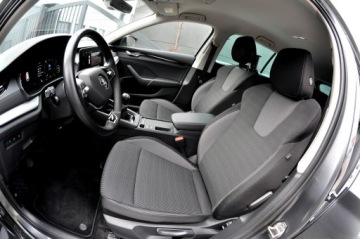 Skoda Octavia IV Kombi 1.0 TSI 110KM 2023 Škoda Octavia Skoda Octavia _1.0 110KM Virtual, zdjęcie 6