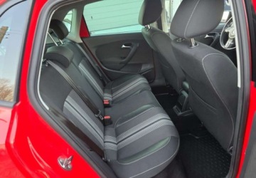 Volkswagen Polo V Hatchback 5d 1.6 TDI-CR DPF 90KM 2013 Volkswagen Polo Volkswagen Polo Match 1.6 TDI 90 KM PolSkory PDC Klimatyza, zdjęcie 37