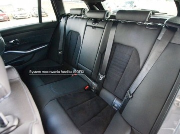 BMW Seria 3 G20-G21 Touring 2.0 330e 292KM 2023 BMW Seria 3 330e xDrive Touring 2.0 Hybryda Plug-in 292KM, zdjęcie 17