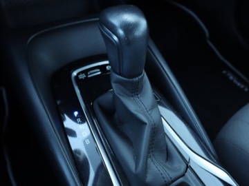 Toyota Corolla XII Sedan 1.8 Hybrid 122KM 2021 Toyota Corolla 1.8 Hybrid, Salon Polska, zdjęcie 14