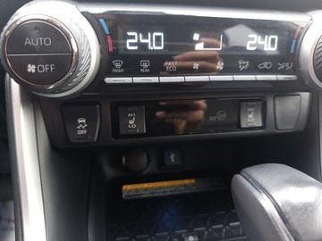 Toyota RAV4 V SUV 2.5 Hybrid Dynamic Force 218KM 2021 Toyota RAV4 2.5 Hybrid Selection 4x2 V (2018-) Toy, zdjęcie 37