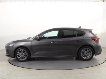 Ford Focus IV Hatchback Facelifting 1.0 EcoBoost MHEV 155KM 2022 Ford Focus 1.0 MHEV, Salon Polska, 1. Właściciel, zdjęcie 2