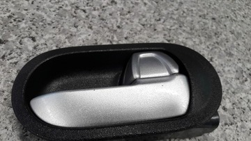 KLIKA DVEŘE PRAVÝ PŘEDNÍ MITSUBISHI COLT VI