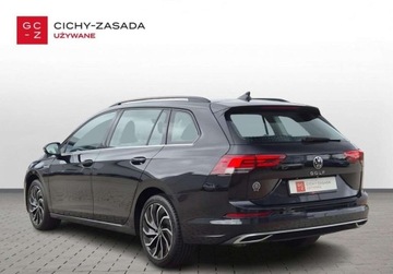 Volkswagen Golf VIII Variant 2.0 TDI 115KM 2021 Volkswagen Golf SalonPL 2.0TDI 115KM Style LED Plus Alu17 Masaz Pakiety AC, zdjęcie 2
