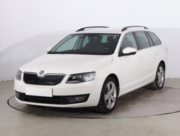 Skoda Octavia III Kombi 2.0 TDI CR DPF 150KM 2015 Skoda Octavia 2.0 TDI, DSG, Navi, Xenon, Bi-Xenon, zdjęcie 1
