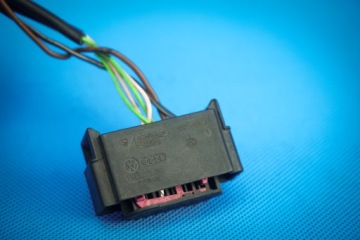 4E0972713 MQS 12-контактный разъем радарного датчика