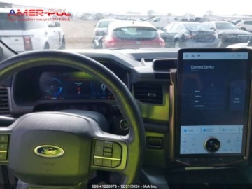 Ford 2022 Ford F150 2022 Ford F-150 Lightning Pro 4WD SuperCrew 5.5 Box Elektryczny, zdjęcie 12