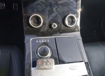 Land Rover Range Rover Velar SUV 2.0 Si4 250KM 2019 Land Rover Range Rover Velar P250 R-DYNAMIC SE od ubezpieczalni 2.0 Benzyna, zdjęcie 11