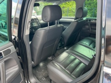 Volkswagen Touareg I 3.0 TDI 225KM 2006 Volkswagen Touareg V6 4X4 AUTOMAT SKORY PARKTRONIC NAWIGACJA SOLARDACH EL., zdjęcie 5