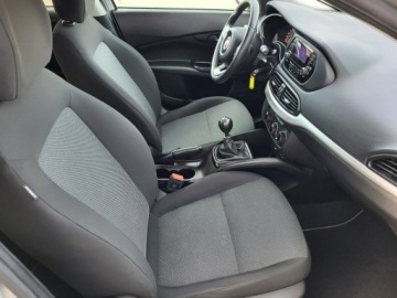 Fiat Tipo II Hatchback 1.4 95KM 2019 Fiat Tipo 1.4i, 95KM, Klimatyzacja, Telefon, zdjęcie 18