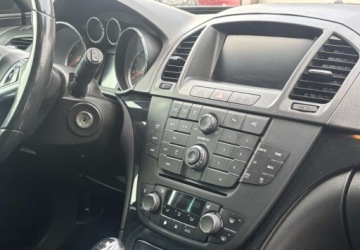 Opel Insignia I Sports Tourer 2.0 CDTI ECOTEC 160KM 2011 Opel Insignia 2011r. 2.0 Diesel 160KM, zdjęcie 8