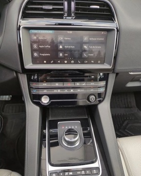 Jaguar F-Pace SUV 2.0 i4P 300KM 2018 Jaguar F-Pace 2.0 300KM Auto AWD Portfolio FV23 2.0 Benzyna 300KM, zdjęcie 19