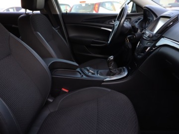 Opel Insignia I Hatchback Facelifting 2.0 CDTI ECOFLEX 140KM 2015 Opel Insignia 2.0 CDTI, Skóra, Navi, Klima, zdjęcie 8
