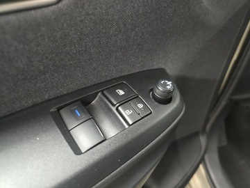 Toyota Yaris IV Hatchback 1.5 Dynamic Force 125KM 2023 Toyota Yaris 1,5-Dual-VVT-iE IV (2020-) Yaris COMF, zdjęcie 19