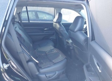 Toyota 2024 Toyota Grand Highlander Limited, od ubezpieczalni 2.5 Hybryda 186KM, zdjęcie 9