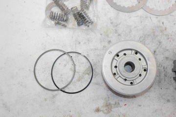 HONDA CBR 900 RR SC28 92-96` Сцепление Корзина сцепления Нажимной диск Пружинные диски