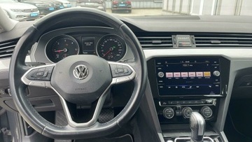 Volkswagen Passat B8 Variant 2.0 TDI BlueMotion SCR 150KM 2019 Volkswagen Passat Navi ! Tempomat ! Podgrz. fotele, zdjęcie 14