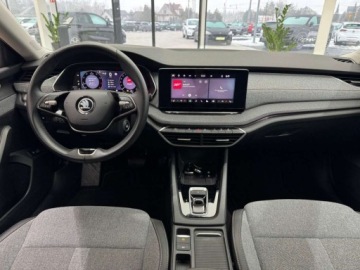 Skoda Octavia IV Liftback 1.5 TSI EVO 150KM 2024 Skoda Octavia Selection Pakiet Light View Plus ACC Kamera cofania FV23, zdjęcie 12