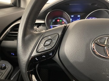 Toyota C-HR I Crossover Facelifting 1.8 Hybrid 122KM 2023 Toyota C-HR 1.8 Hybrid GPF Comfort, zdjęcie 10