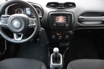 Jeep Renegade SUV Facelifting 1.0 GSE T3 Turbo 120KM 2018 Jeep Renegade 1.0 T-GDI, Salon Polska, Serwis ASO, zdjęcie 11