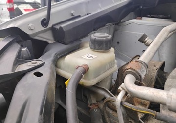 Nissan Qashqai I Crossover 1.6 115KM 2007 Nissan Qashqai 2007r, 1.6 Benzyna. Lekko uszkodzony prawy tyl. Jezdzi., zdjęcie 23