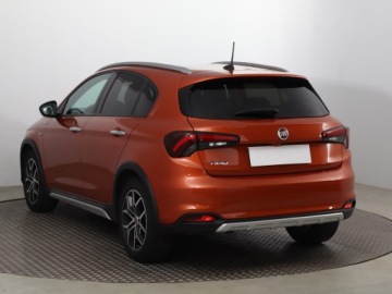 Fiat Tipo II Hatchback Facelifting 1.0 T3 Turbo 100KM 2022 Fiat Tipo 1.0 FireFly, Salon Polska, zdjęcie 3