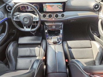Mercedes Klasa E W213 2018 Mercedes-Benz Klasa E 63 AMG-S 2018 4.0l 4.0 Benzyna 603KM, zdjęcie 8