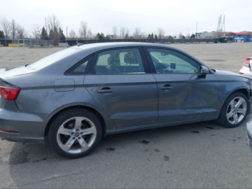 Audi A3 8V 2018 Audi A3 Sportback 2018 AUDI A3 2.0T KOMFORT 2.0 Benzyna 220KM, zdjęcie 8