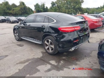 Mercedes GLC C253 2017 Mercedes-Benz GLC 2017 r., 2,0L 300 COUPE 4MATIC 2.0 Benzyna 241KM, zdjęcie 3