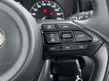Toyota Yaris IV Hatchback Facelifting 1.5 Hybrid Dynamic Force 116KM 2025 Comfort 1.5 Hybrid 116KM | Tempomat adaptacyjny!, zdjęcie 9