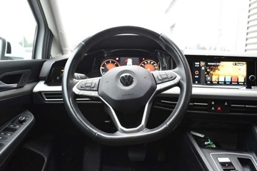 Volkswagen Golf VIII Variant 2.0 TDI 150KM 2022 Volkswagen Golf SalonPL TDI 150KM DSG Variant Pakiety SideAssist Czujniki, zdjęcie 11