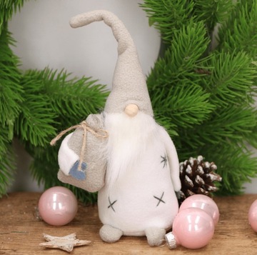 Biały skrzat dziadek z workiem prezentów 19cm