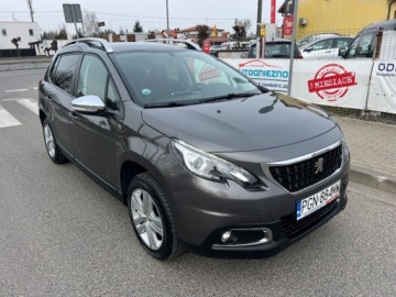 Peugeot 2008 I SUV Facelifting 1.2 PureTech 130KM 2017 Peugeot 2008 Style Nawigacja Klimatyzacja Parktronic El.szyby El.Lusterka, zdjęcie 3