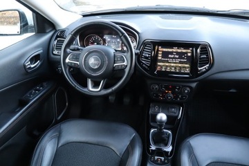 Jeep Compass II SUV 1.4 MultiAir 140KM 2019 Jeep Compass 1.4 MultiAir, Salon Polska, zdjęcie 6