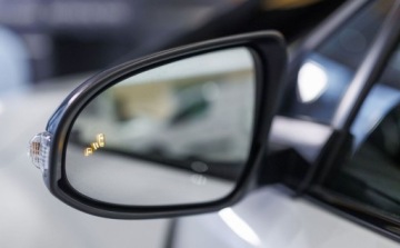 Toyota C-HR I Crossover Facelifting 2.0 Hybrid Dynamic Force 184KM 2023 Toyota C-HR 2.0 C-HR GR Sport 2.0 Hybryda 184KM, zdjęcie 14