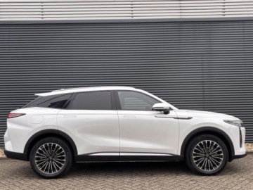 Omoda 9 1.5 T-GDI 537KM 2025 OMODA Omoda 9 1.5 Super Hybrid Exclusive AWD Suv 537KM 2025, zdjęcie 4